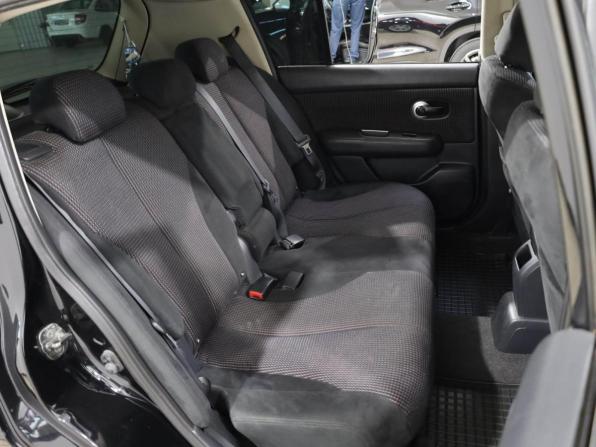 Nissan Tiida I Рестайлинг с пробегом 2011 года, цена 929 000 рублей, 170584 км, хэтчбек, Автокод Объявления