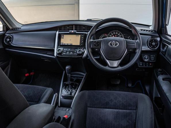 Toyota Corolla XI (E160 E170) Рестайлинг 2 с пробегом 2019 года, цена 1 650 000 рублей, 67630 км, универсал, Автокод Объявления