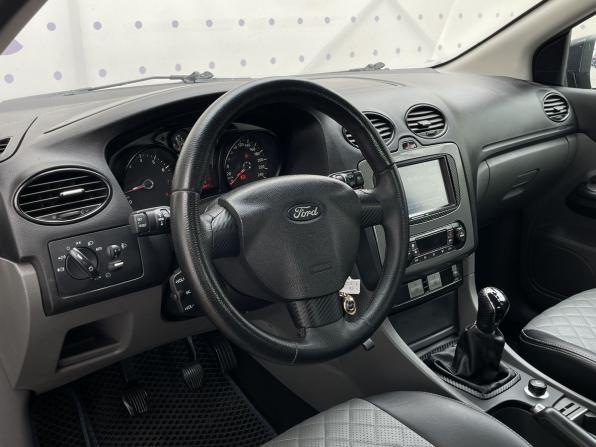 Ford Focus II Рестайлинг с пробегом 2009 года, цена 600 000 рублей, 228453 км, седан, Автокод Объявления