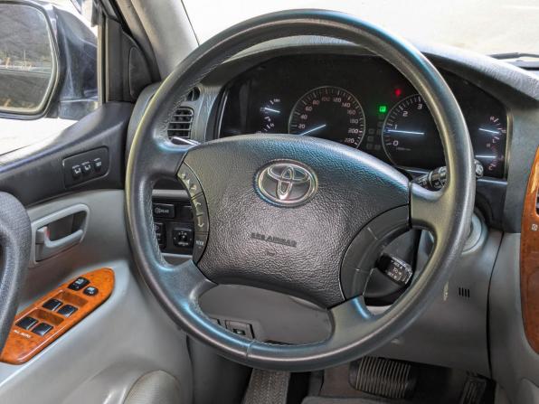 Toyota Land Cruiser 100 Series Рестайлинг 2 с пробегом 2005 года, цена 1 999 900 рублей, 302000 км, внедорожник, Автокод Объявления