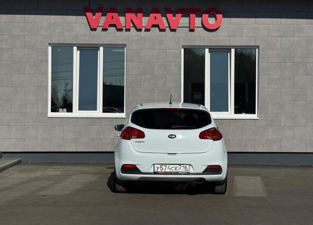 Kia Ceed II с пробегом 2014 года, цена 920 000 рублей, 168640 км, хэтчбек, Автокод Объявления