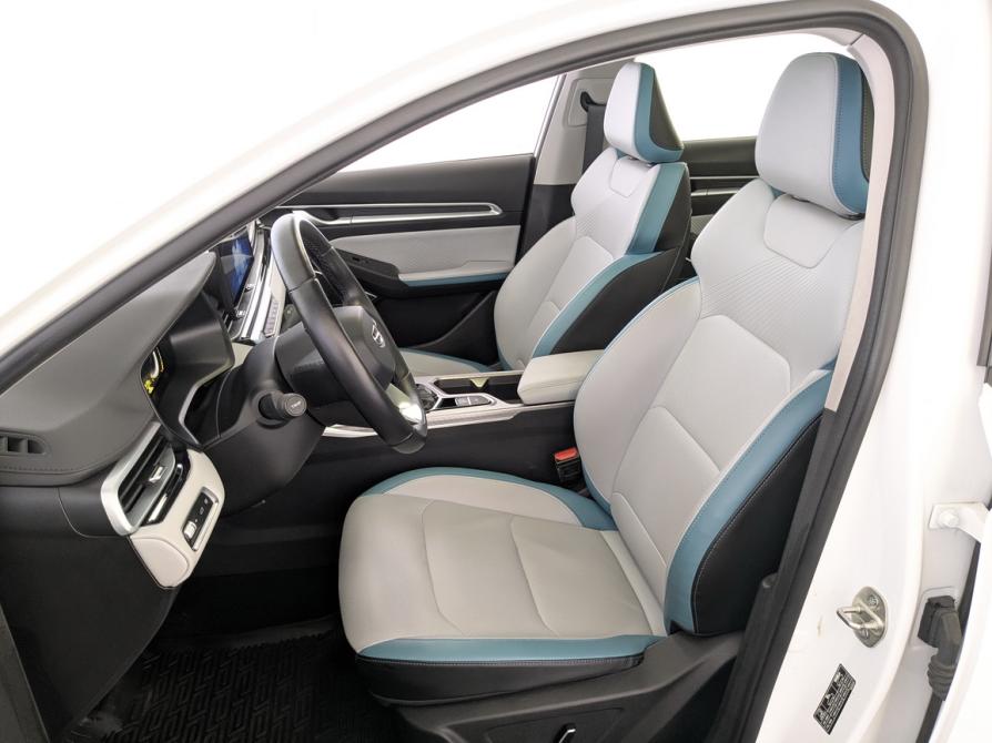 Geely Emgrand II Москва  - изображение 21