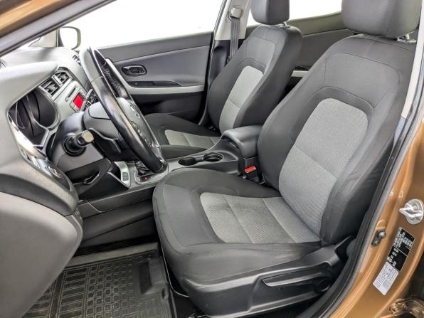 Kia Ceed II Рестайлинг с пробегом 2016 года, цена 1 330 000 рублей, 130830 км, хэтчбек, Автокод Объявления