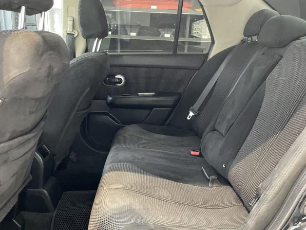 Nissan Tiida I Рестайлинг с пробегом 2010 года, цена 700 000 рублей, 211000 км, седан, Автокод Объявления