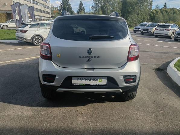 Renault Sandero II Рестайлинг с пробегом 2020 года, цена 1 335 000 рублей, 80000 км, хэтчбек, Автокод Объявления