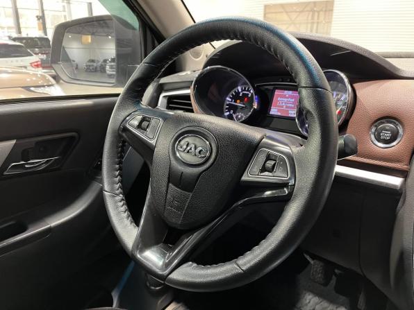 JAC T6 с пробегом 2021 года, цена 1 199 000 рублей, 130050 км, пикап, Автокод Объявления