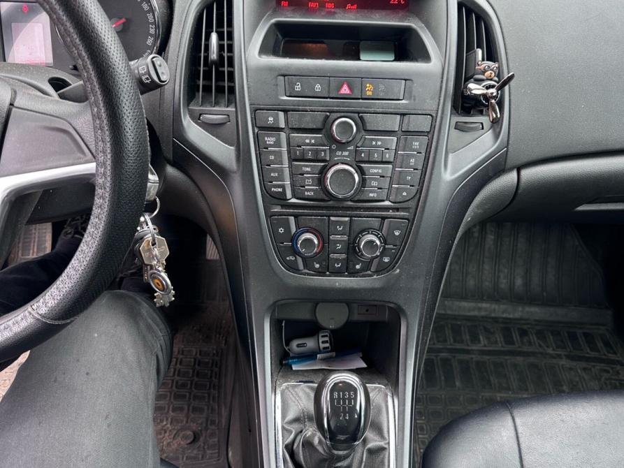 Opel Astra J Уфа  - изображение 8