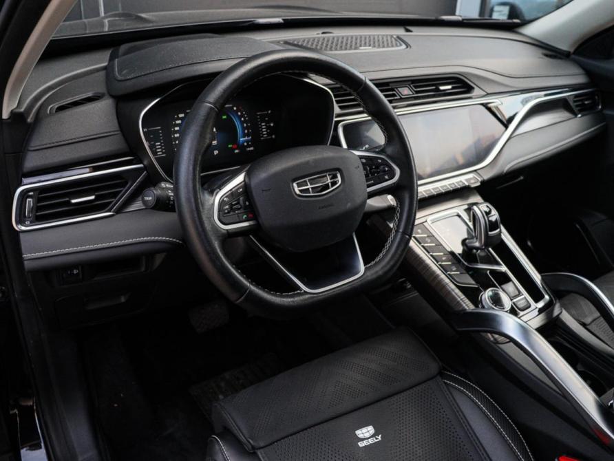 Geely Atlas Pro Москва  - изображение 14