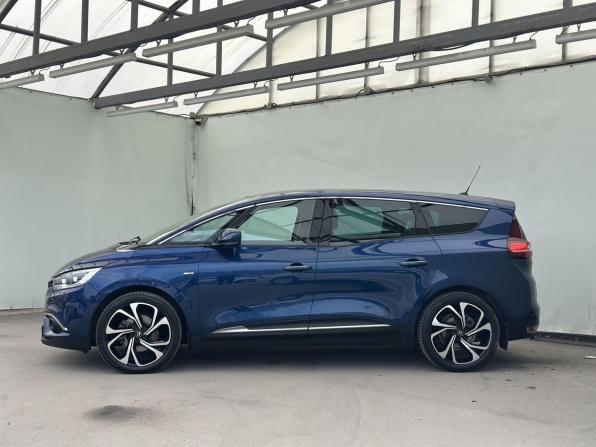Renault Scenic IV с пробегом 2019 года, цена 1 597 000 рублей, 193595 км, компактвэн, Автокод Объявления