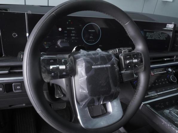 Hyundai Santa Fe V (MX5) с пробегом 2026 года, цена 5 700 000 рублей, 32 км, внедорожник, Автокод Объявления