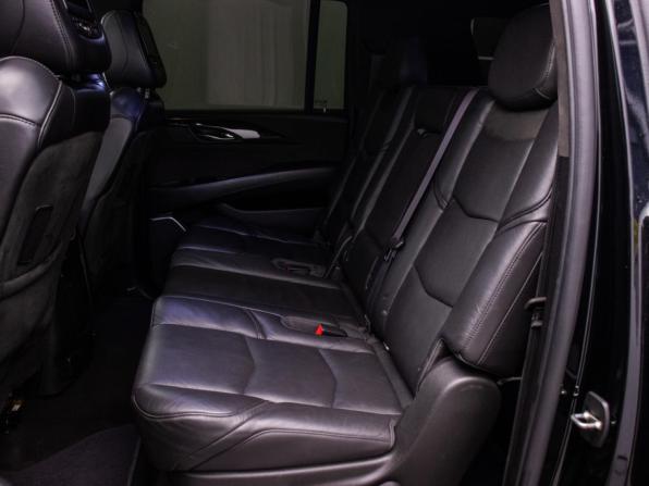 Cadillac Escalade IV с пробегом 2019 года, цена 3 808 000 рублей, 236952 км, внедорожник, Автокод Объявления