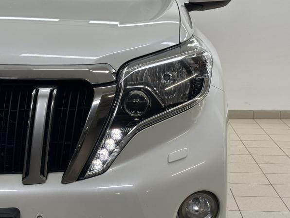 Toyota Land Cruiser Prado 150 Series Рестайлинг 1 с пробегом 2015 года, цена 3 079 000 рублей, 270265 км, внедорожник, Автокод Объявления