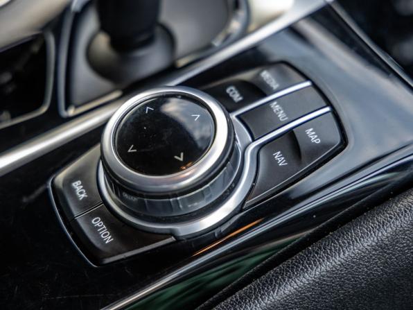 BMW 5 серии VII (G30/G31/G38) с пробегом 2017 года, цена 3 318 000 рублей, 91038 км, седан, Автокод Объявления