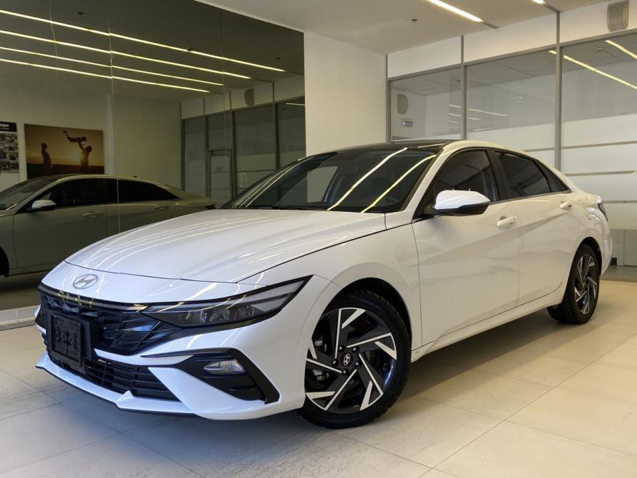 Hyundai Elantra VII (CN7) Рестайлинг Новосибирск  - изображение 1