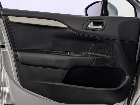 Citroen C4 II Рестайлинг с пробегом 2020 года, цена 1 359 000 рублей, 33548 км, седан, Автокод Объявления