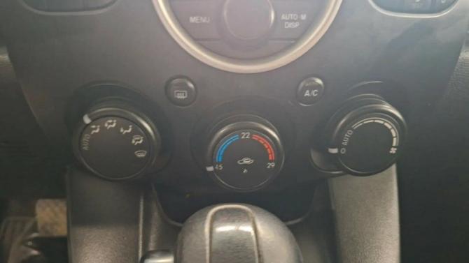 Mazda 2 II (DE) с пробегом 2008 года, цена 625 000 рублей, 168800 км, хэтчбек, Автокод Объявления