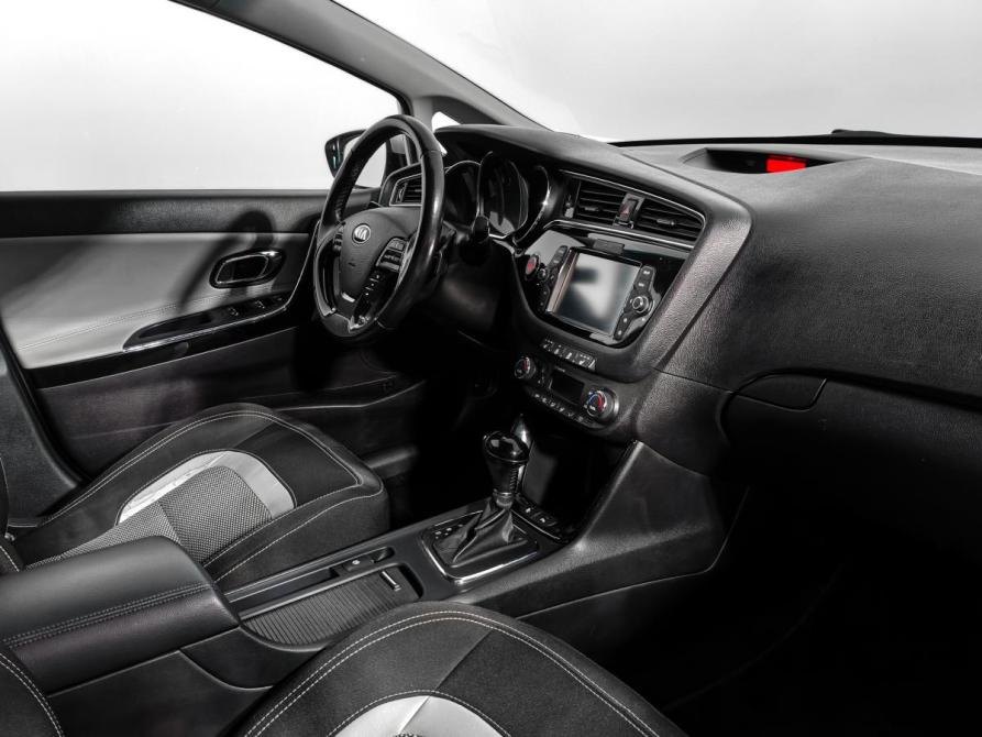 Kia Ceed II Рестайлинг Санкт-Петербург  - изображение 13