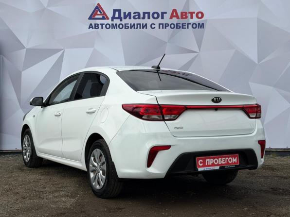 Kia Rio IV с пробегом 2018 года, цена 1 300 000 рублей, 71451 км, седан, Автокод Объявления