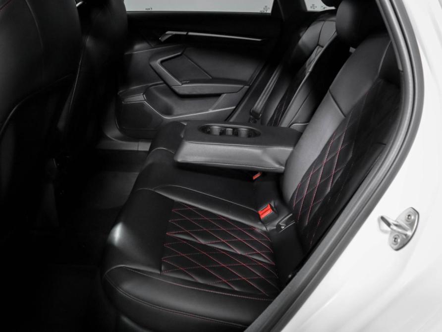 Audi A3 IV (8Y) Москва  - изображение 10