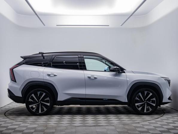 Geely Atlas II с пробегом 2024 года, цена 3 178 000 рублей, 17644 км, внедорожник, Автокод Объявления