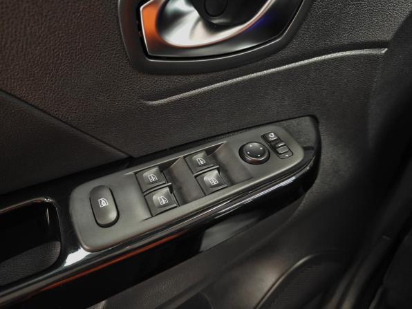 Renault Kaptur I Рестайлинг с пробегом 2021 года, цена 1 719 000 рублей, 69850 км, внедорожник, Автокод Объявления