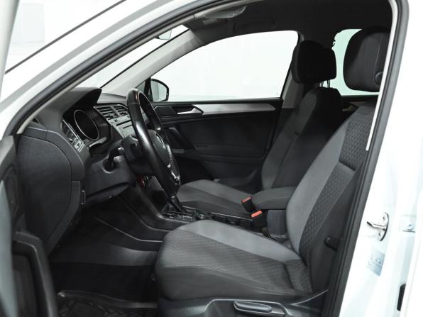 Volkswagen Tiguan II с пробегом 2017 года, цена 2 450 000 рублей, 140250 км, внедорожник, Автокод Объявления