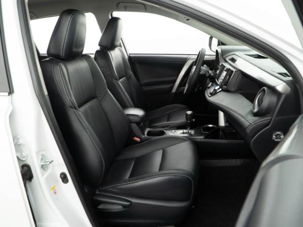 Toyota RAV4 IV (XA40) Рестайлинг с пробегом 2019 года, цена 3 097 444 рубля, 126285 км, внедорожник, Автокод Объявления
