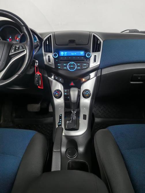 Chevrolet Cruze I Рестайлинг Москва  - изображение 12
