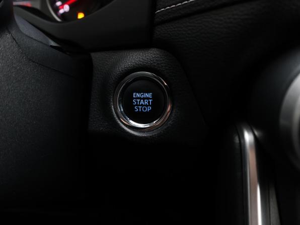 Toyota RAV4 V (XA50) с пробегом 2020 года, цена 2 849 000 рублей, 142947 км, внедорожник, Автокод Объявления