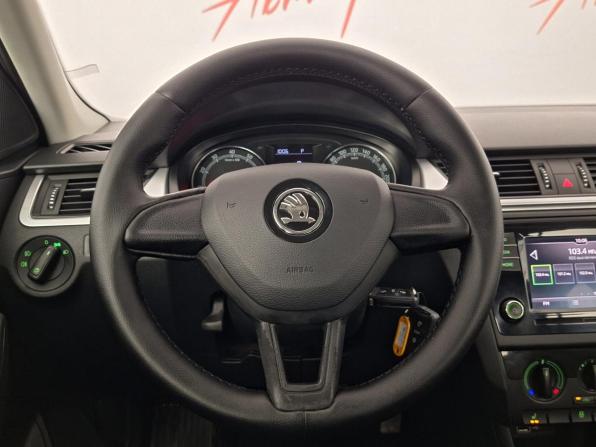 Skoda Rapid I Рестайлинг с пробегом 2019 года, цена 1 279 000 рублей, 67063 км, лифтбек, Автокод Объявления