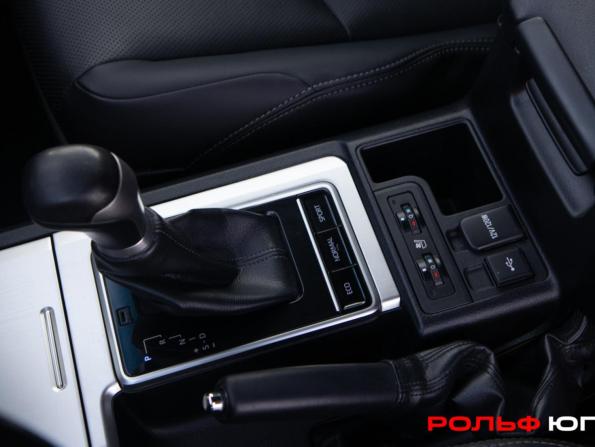 Toyota Land Cruiser Prado 150 Series Рестайлинг 3 с пробегом 2020 года, цена 6 398 000 рублей, 73333 км, внедорожник, Автокод Объявления