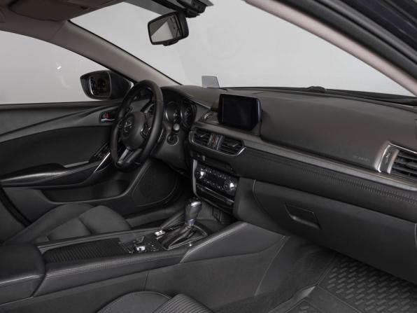 Mazda 6 III (GJ) Рестайлинг с пробегом 2018 года, цена 2 369 900 рублей, 95745 км, седан, Автокод Объявления