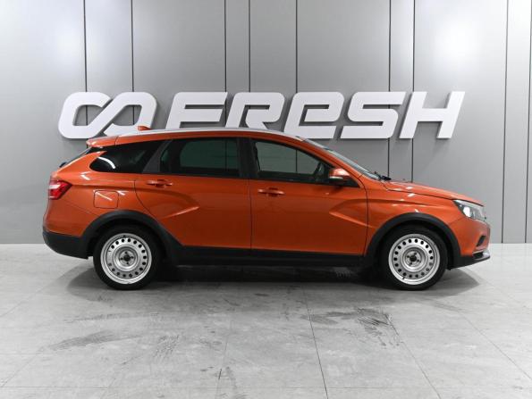 Lada (ВАЗ) Vesta I с пробегом 2017 года, цена 929 000 рублей, 248617 км, универсал, Автокод Объявления
