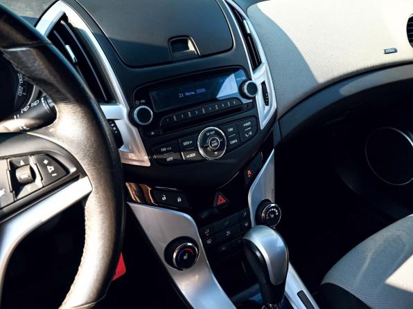Chevrolet Cruze I Рестайлинг с пробегом 2013 года, цена 775 000 рублей, 185000 км, хэтчбек, Автокод Объявления
