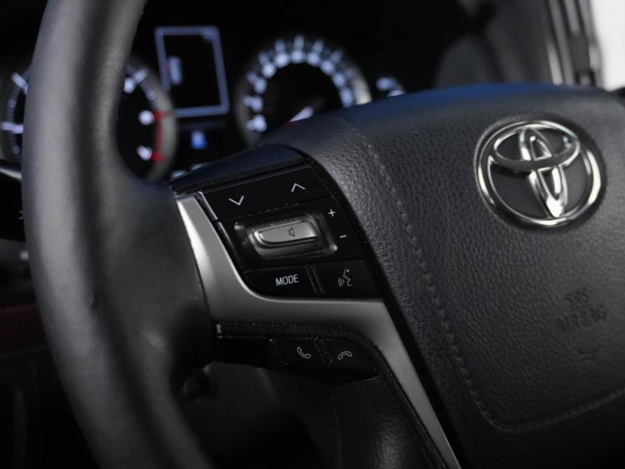 Toyota Land Cruiser 200 Series Рестайлинг 2 Москва  - изображение 13