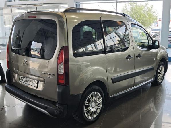 Peugeot Partner II с пробегом 2012 года, цена 300 000 рублей, 250000 км, компактвэн, Автокод Объявления