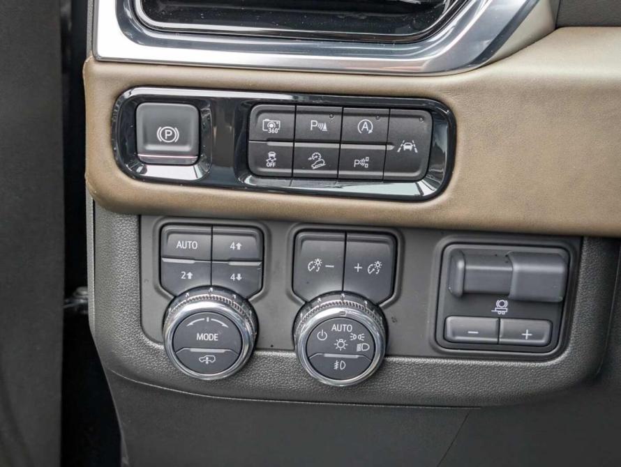 GMC Yukon V Рестайлинг Москва  - изображение 17