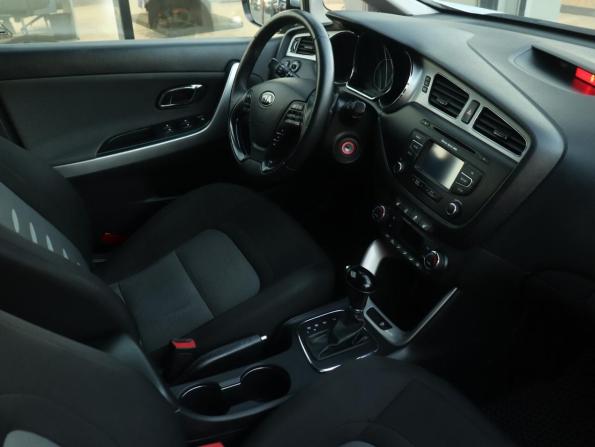 Kia Ceed II с пробегом 2014 года, цена 1 070 000 рублей, 184320 км, хэтчбек, Автокод Объявления