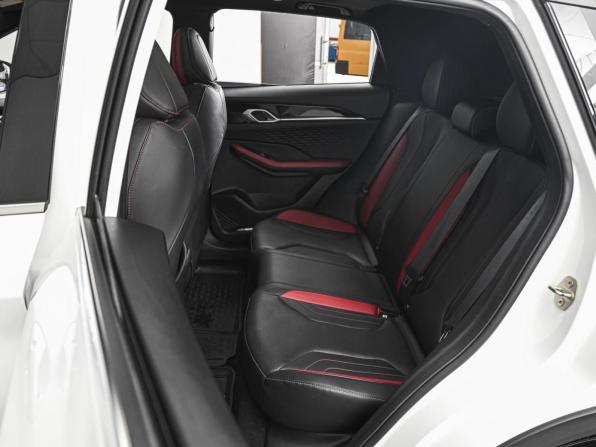 Geely Coolray I Рестайлинг с пробегом 2024 года, цена 2 088 400 рублей, 43623 км, внедорожник, Автокод Объявления