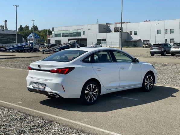 Changan Eado Plus с пробегом 2024 года, цена 1 649 000 рублей, 1060 км, седан, Автокод Объявления