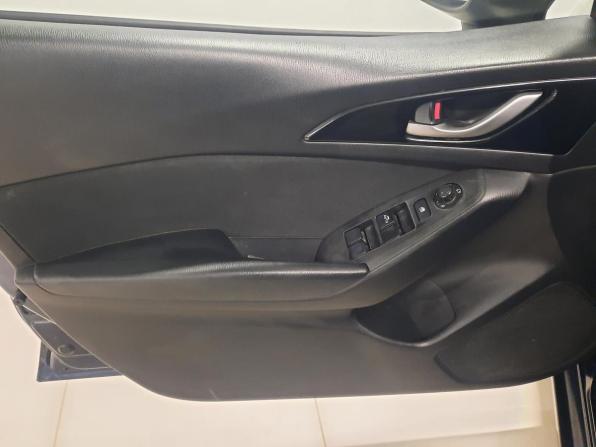 Mazda 3 III (BM) с пробегом 2014 года, цена 1 140 000 рублей, 190000 км, седан, Автокод Объявления