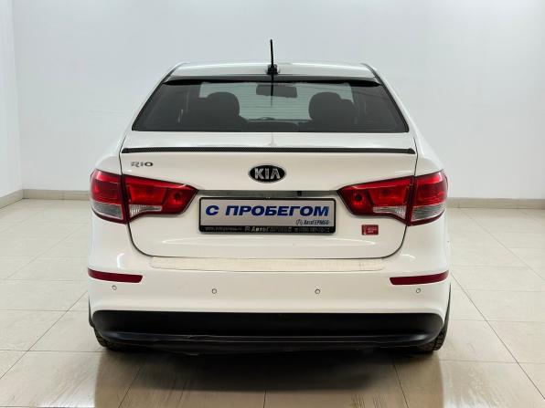 Kia Rio III Рестайлинг с пробегом 2017 года, цена 899 000 рублей, 149660 км, седан, Автокод Объявления