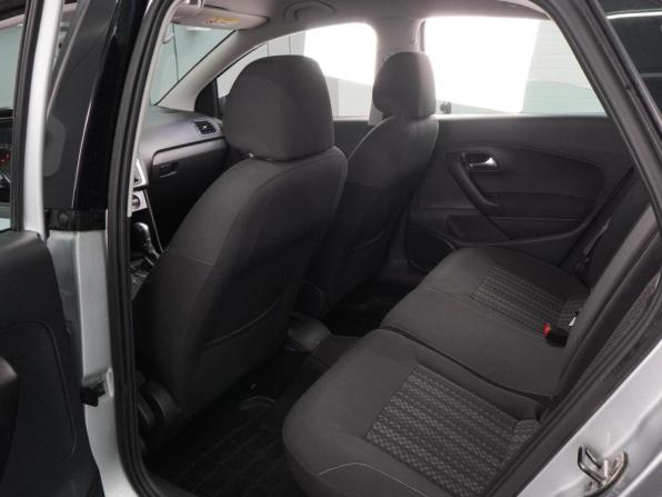 Volkswagen Polo V Рестайлинг с пробегом 2019 года, цена 1 325 000 рублей, 95311 км, седан, Автокод Объявления