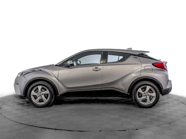 Toyota C-HR I с пробегом 2018 года, цена 1 970 000 рублей, 156834 км, внедорожник, Автокод Объявления
