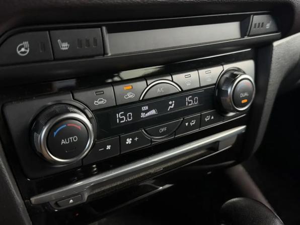 Mazda 6 III (GJ) Рестайлинг с пробегом 2016 года, цена 1 810 000 рублей, 161414 км, седан, Автокод Объявления