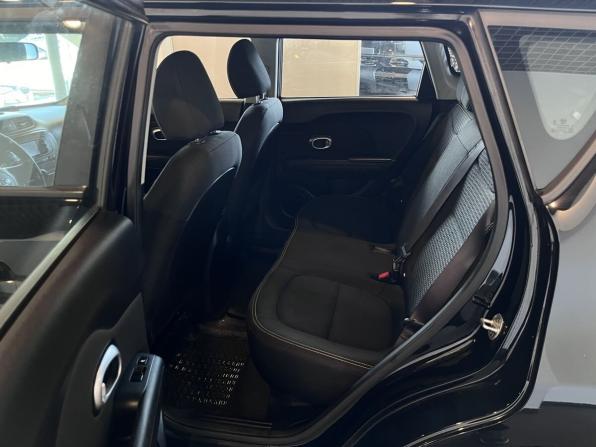 Kia Soul II с пробегом 2016 года, цена 1 350 000 рублей, 166628 км, хэтчбек, Автокод Объявления