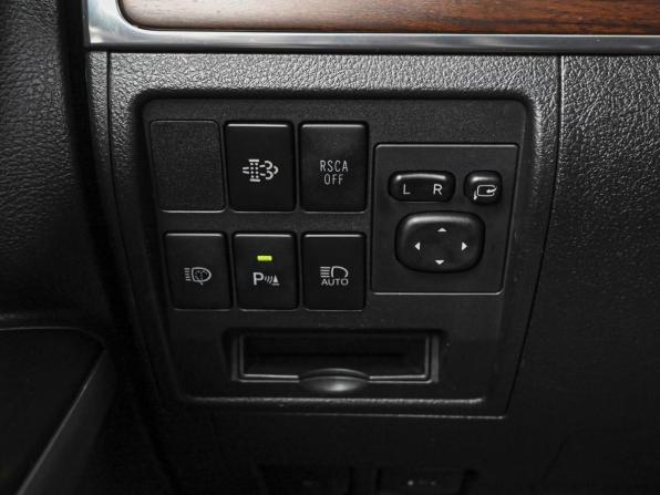 Toyota Land Cruiser 200 Series Рестайлинг 2 с пробегом 2016 года, цена 5 542 111 рублей, 221874 км, внедорожник, Автокод Объявления