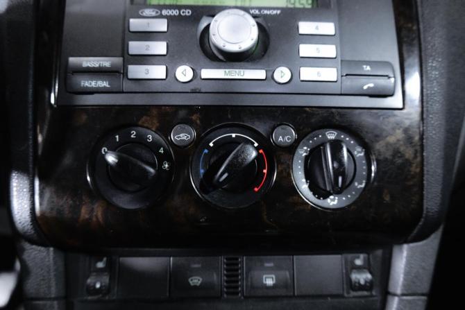 Ford Focus II с пробегом 2006 года, цена 429 000 рублей, 208261 км, седан, Автокод Объявления
