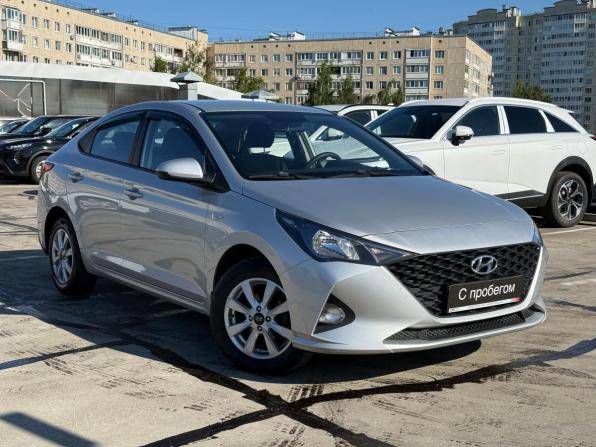 Hyundai Solaris II Рестайлинг с пробегом 2021 года, цена 1 399 000 рублей, 104000 км, седан, Автокод Объявления