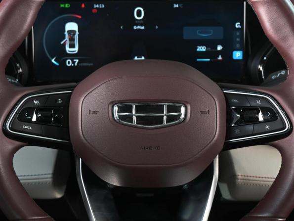 Geely Monjaro I с пробегом 2023 года, цена 2 919 000 рублей, 61129 км, внедорожник, Автокод Объявления